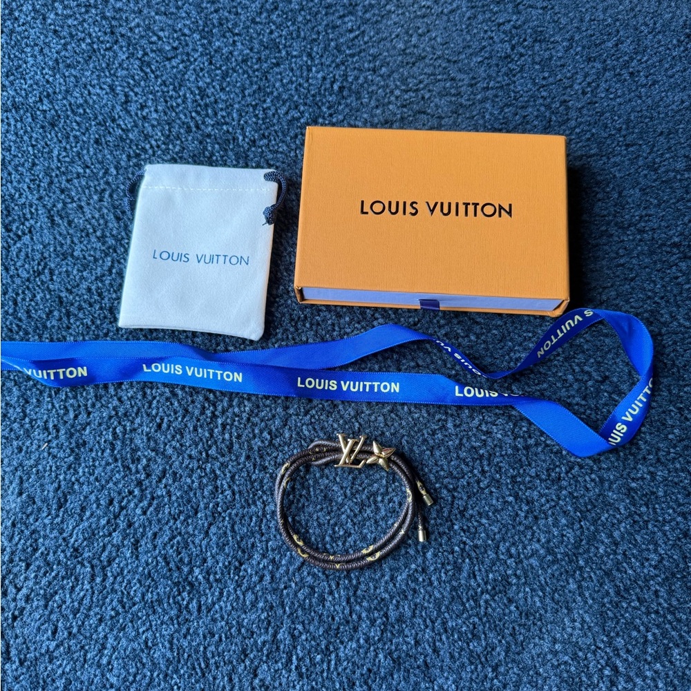 Louis Vuitton Brown and Gold Monogram Bracelet - Picture 2 of 4